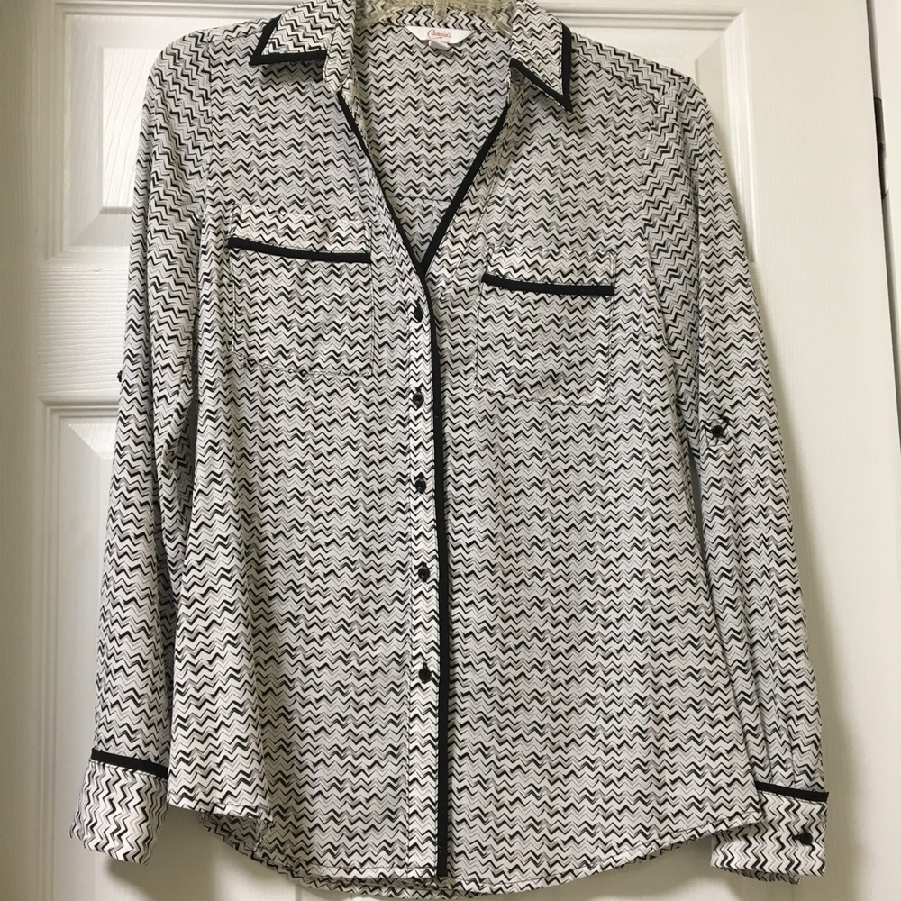NWOT Candie’s button down blouse XS